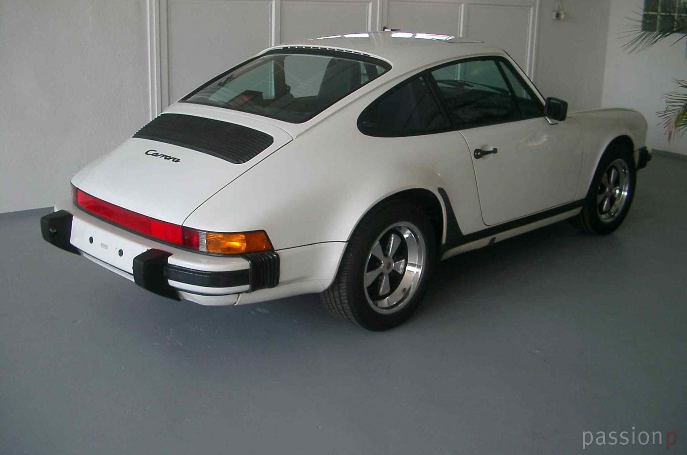 87er 911 Carrera grandprixweiß