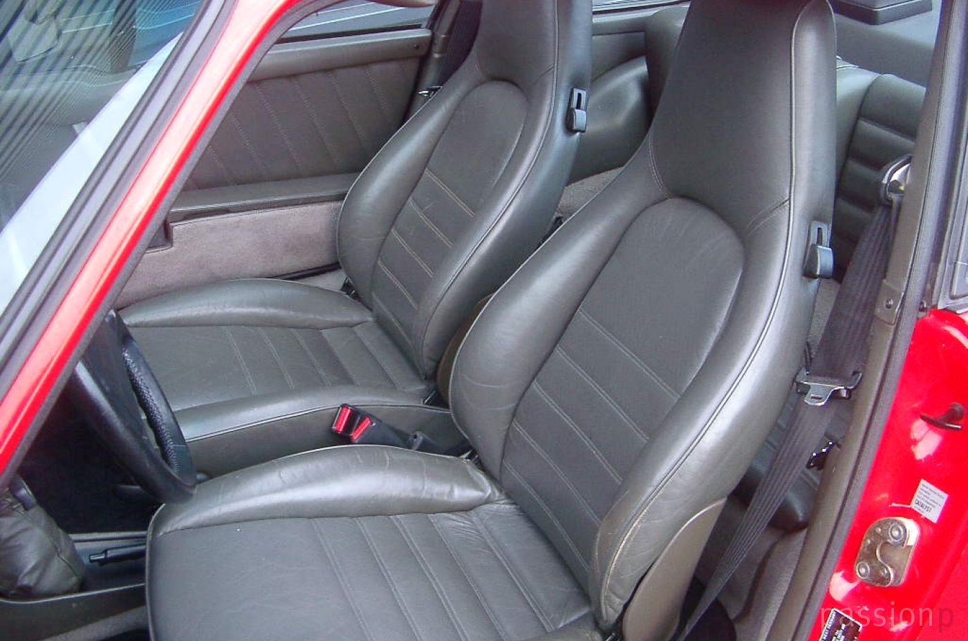 85er 911 Carrera 3.2 Indischrot-grau
