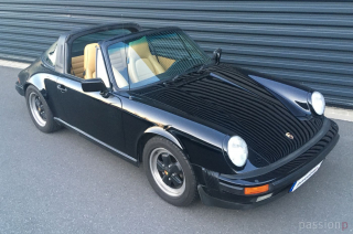 85er 911 Carrera Targa schwarz/cashmere