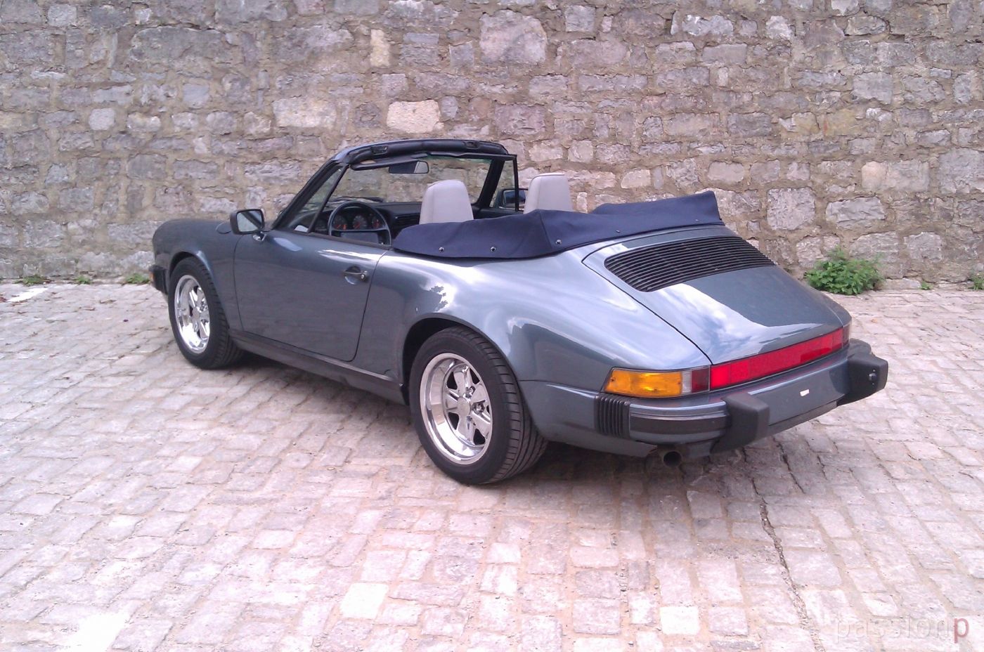 88er 911 Carrera Cabrio veneziablau