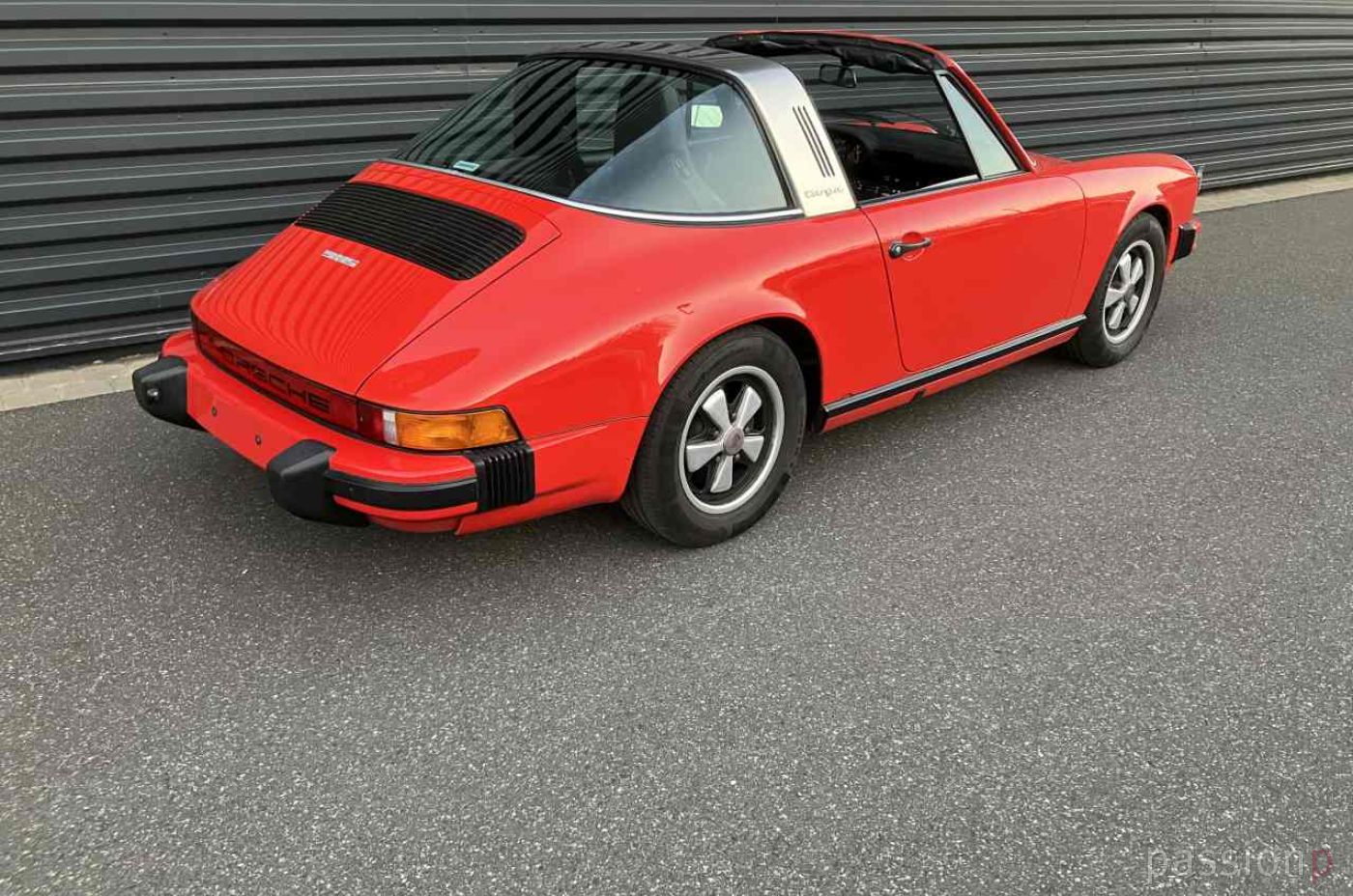 77er Porsche 911 S in Erstlack indischrot 