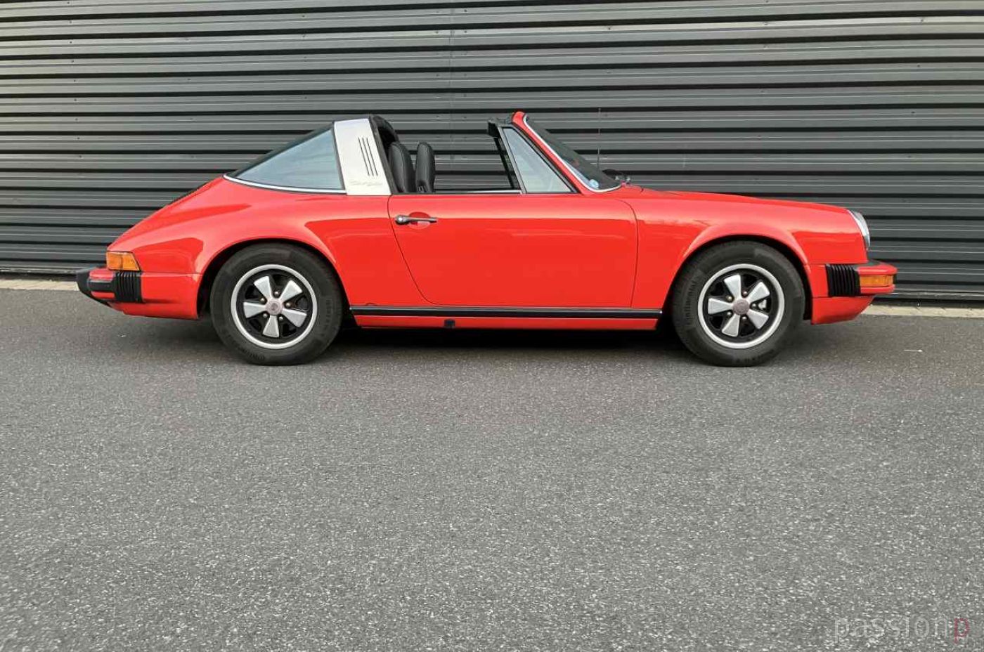 77er Porsche 911 S in Erstlack indischrot 