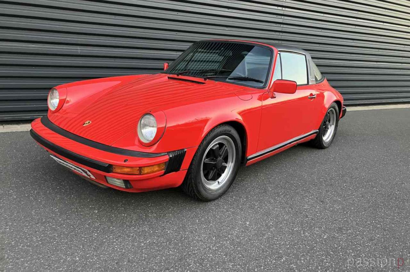 86er Porsche 911 Carrera Targa indischrot