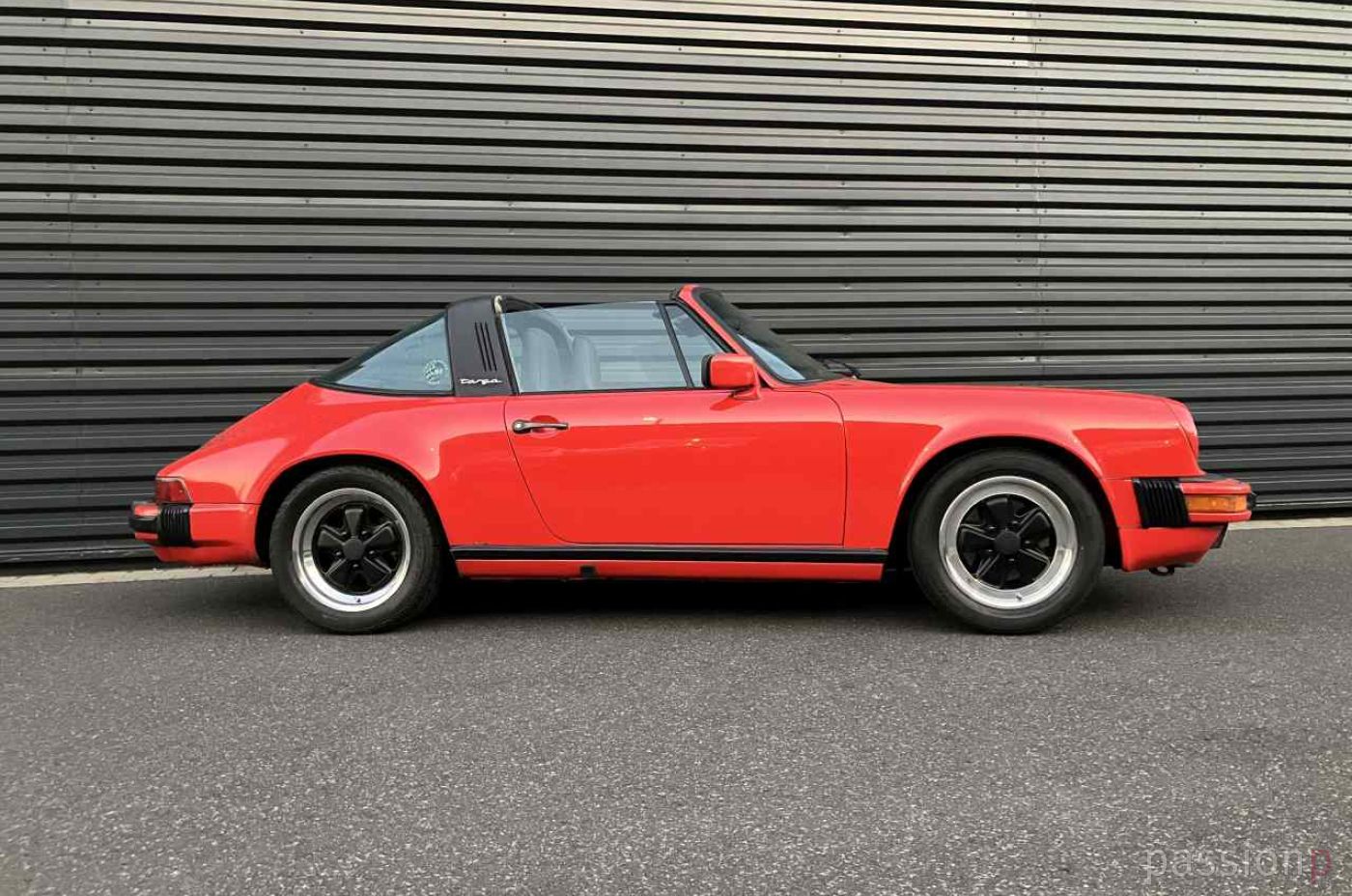 86er Porsche 911 Carrera Targa indischrot
